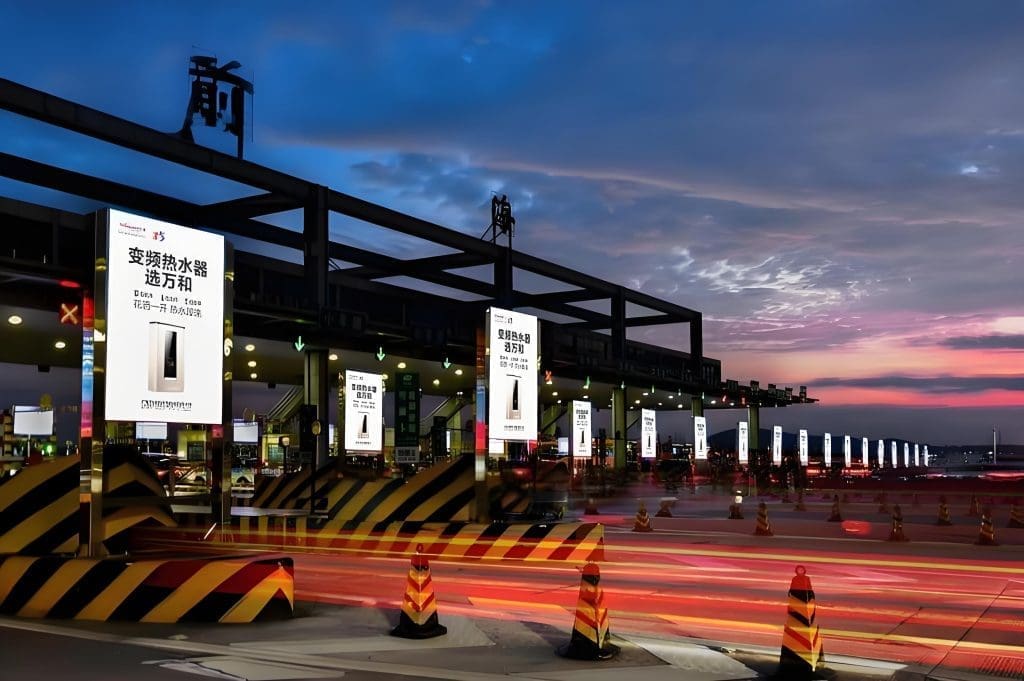 Lamp pole LED screen