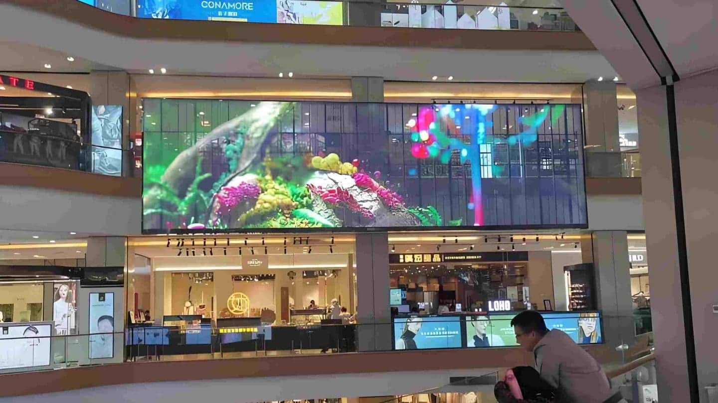 shopping mall led screens